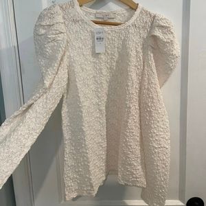 NWT Puff Sleeve blouse